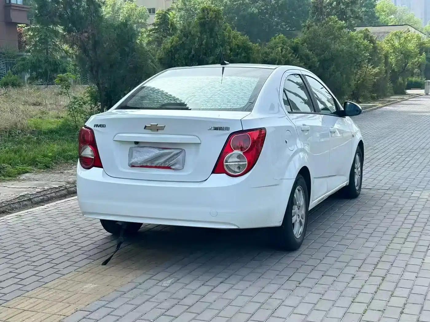 2011 Aveo Sedan 1.4L AT SE — миниатюра 6