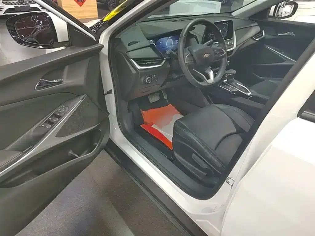 Chevrolet Menlo 2023 Star Plus Edition — миниатюра 16