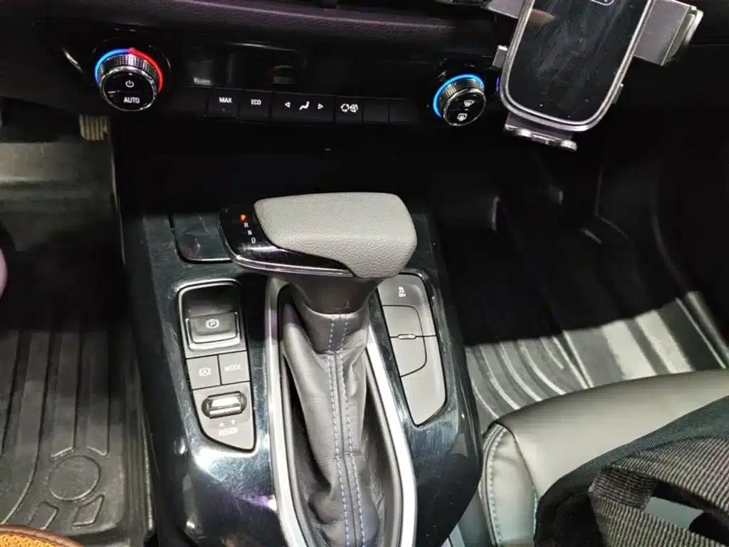Chevrolet Menlo 2022 Star Plus Edition — миниатюра 14