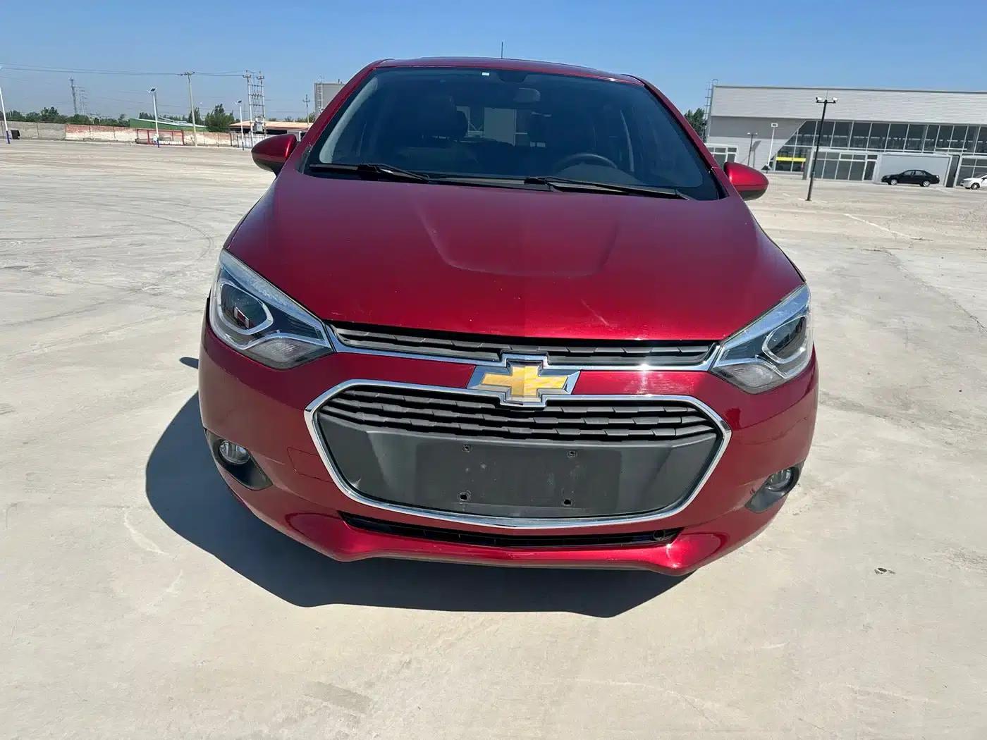 Chevrolet Aveo RV 2016 1.5L Automatic Fun Edition — миниатюра 2