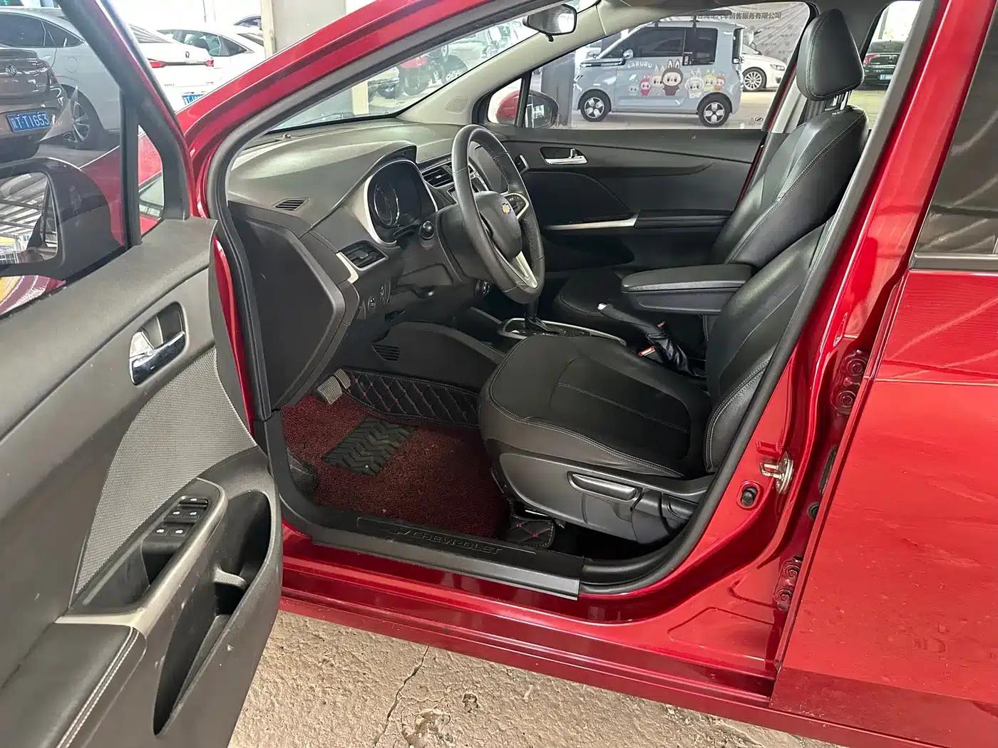Chevrolet Aveo RV 2016 1.5L Automatic Fun Edition — миниатюра 4