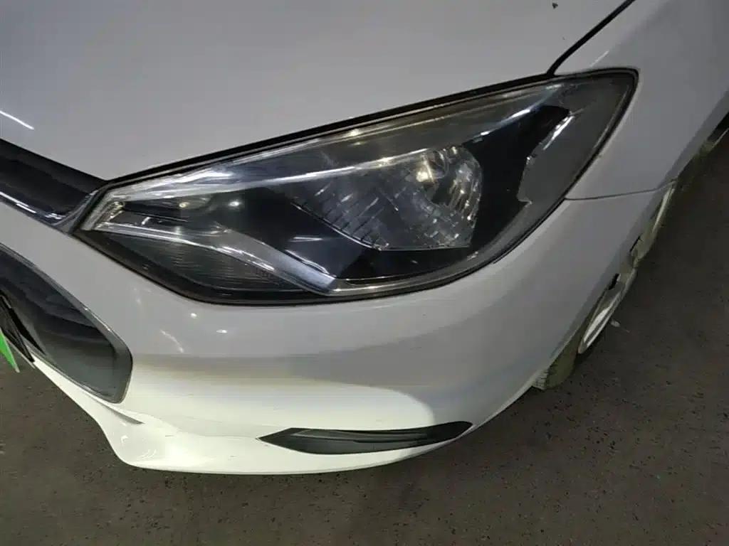 Chevrolet Aveo RV 2016 1.5L Automatic Comfortline Edition — миниатюра 24