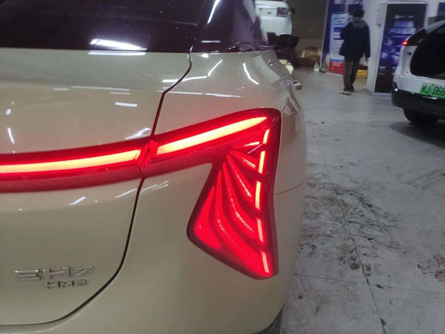 Hongqi EH7 2024 820 Pro — миниатюра 7