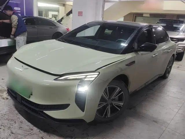 Hongqi EH7 2024 820 Pro