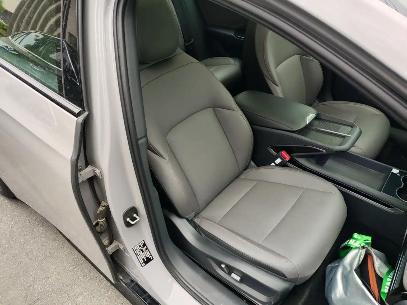 Hongqi EH7 2025 640 All-Wheel Drive Smart Selection Edition — миниатюра 23
