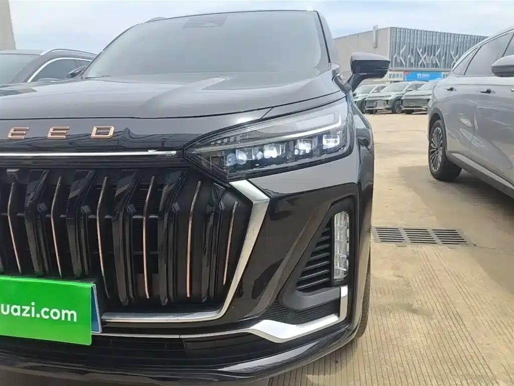 Starlight Moon 2024 International Edition 400T AWD Star Supreme 6-Seater — миниатюра 24