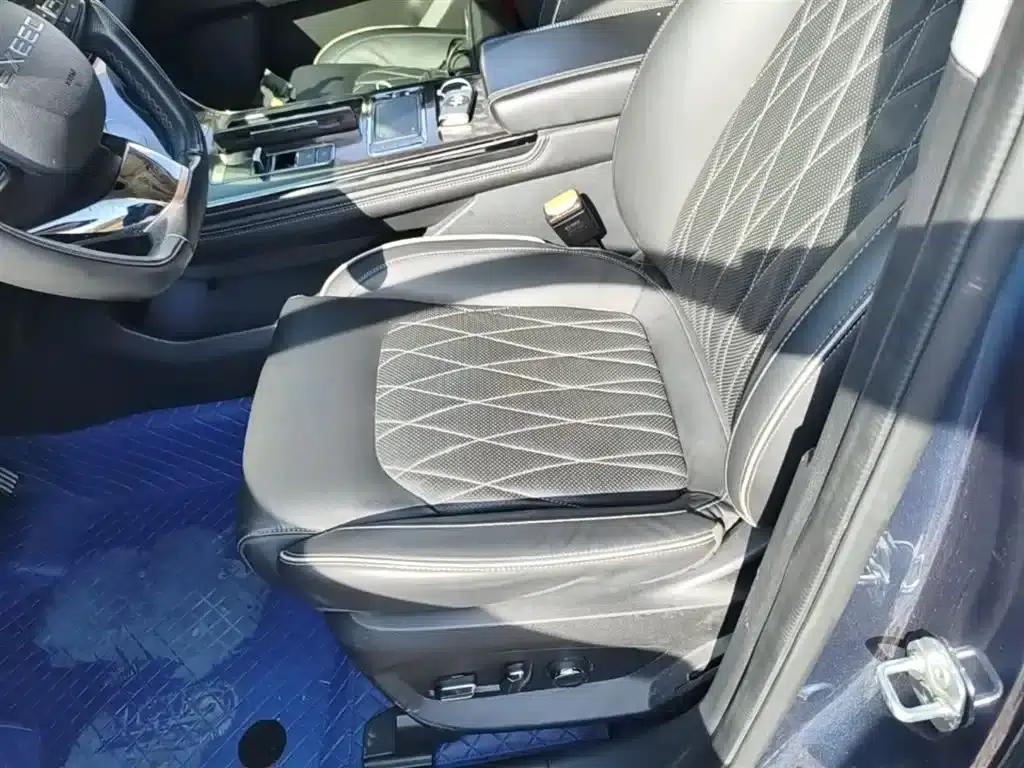 Starlight Moon 2021 400T AWD Starlight Pro Edition 7-Seater — миниатюра 15