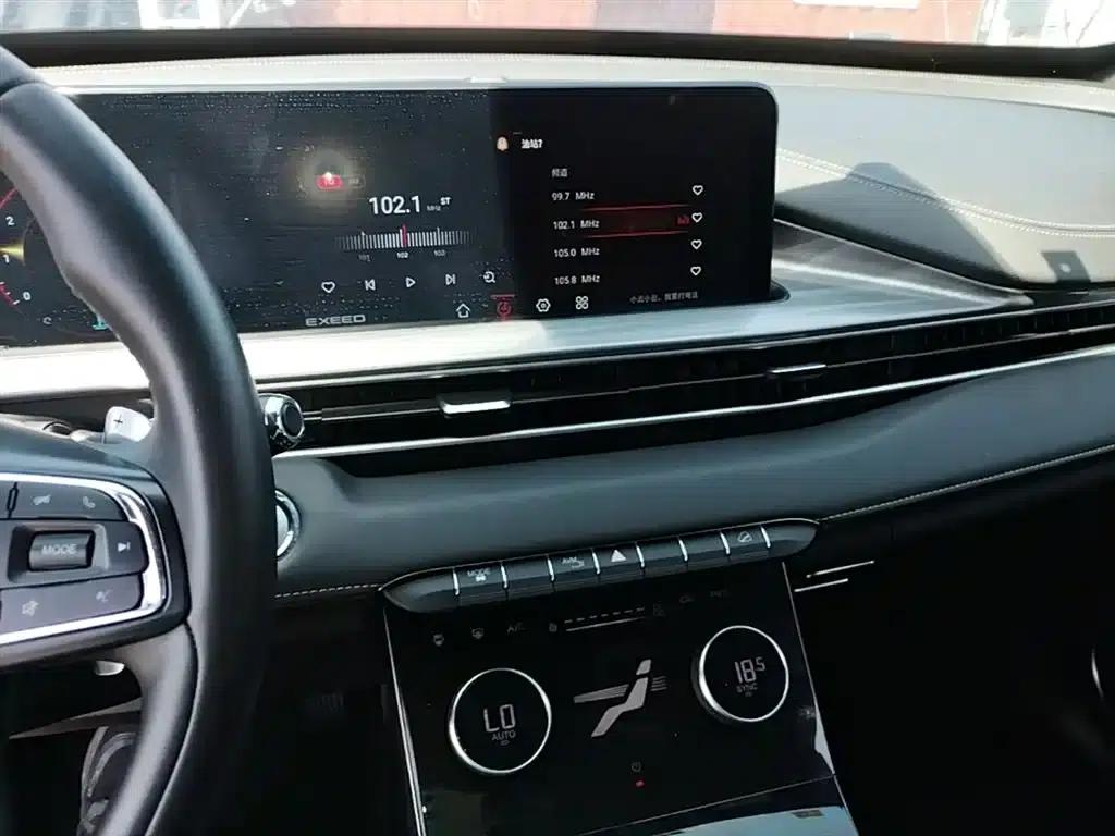 Exeed Chaser 2021 Versailles Edition 1.6T DCT Star Edition — миниатюра 13