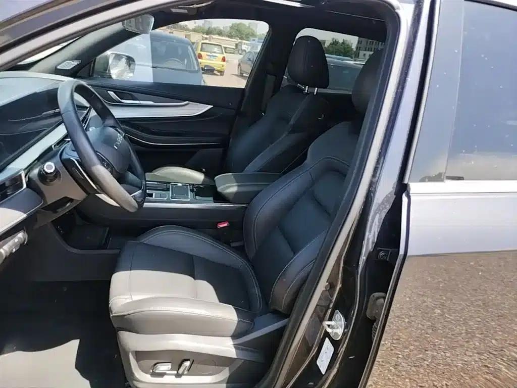Exeed Chaser 2021 Versailles Edition 1.6T DCT Star Edition — миниатюра 15