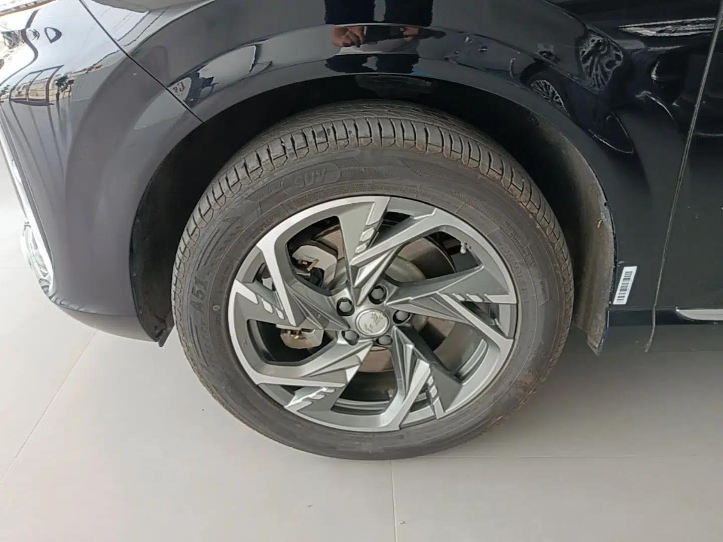 Hongqi HS3 PHEV 2024 PHEV 115km Jingwei Edition — миниатюра 8