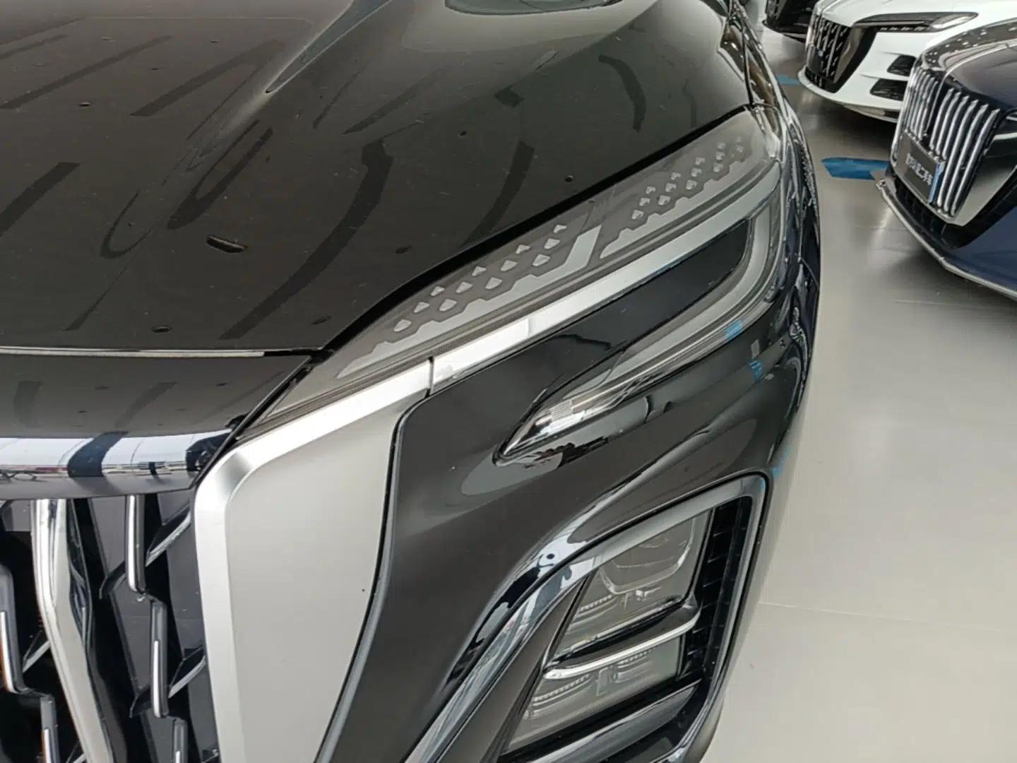 Hongqi HS3 PHEV 2024 PHEV 115km Jingwei Edition — миниатюра 9
