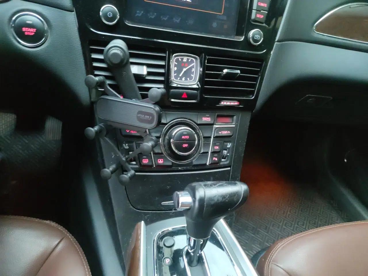 Hongqi H7 2015 2.0T Luxury Model — миниатюра 14