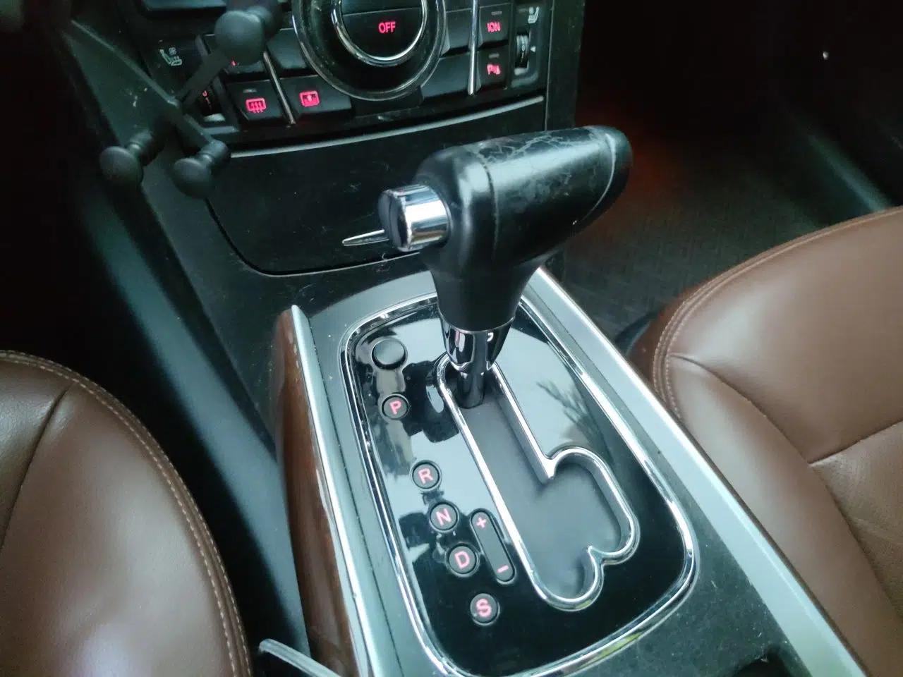 Hongqi H7 2015 2.0T Luxury Model — миниатюра 15