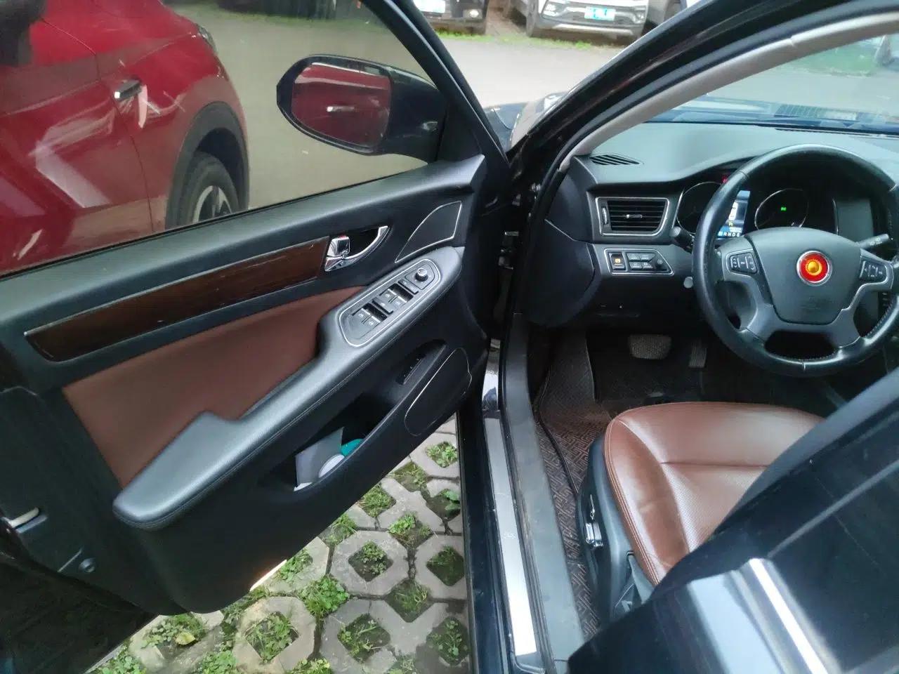 Hongqi H7 2015 2.0T Luxury Model — миниатюра 17