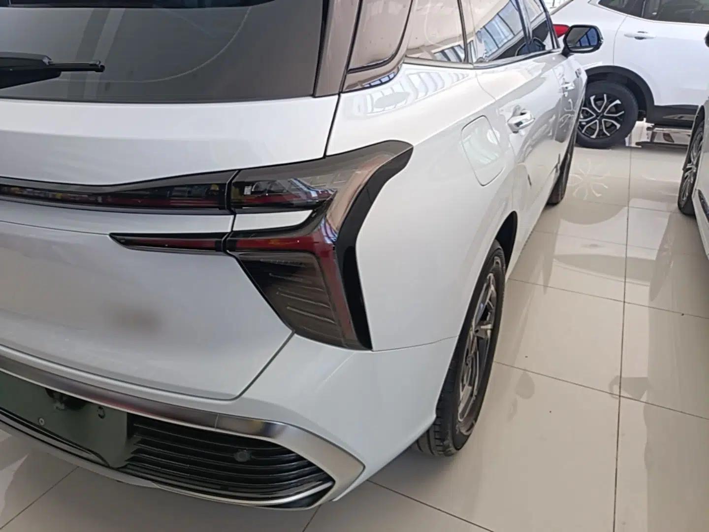 Hongqi HS3 2023 1.5T Two-Wheel Drive Shanwei Edition — миниатюра 7