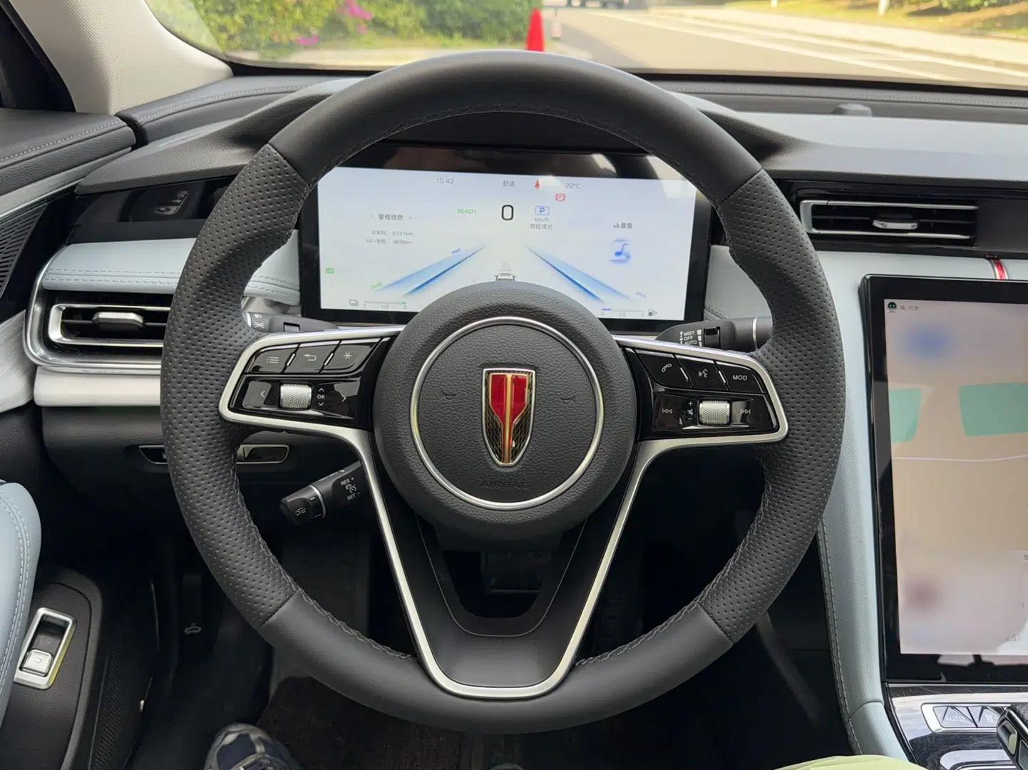 Hongqi H5 PHEV 2025 170 Super Hybrid Version — миниатюра 14