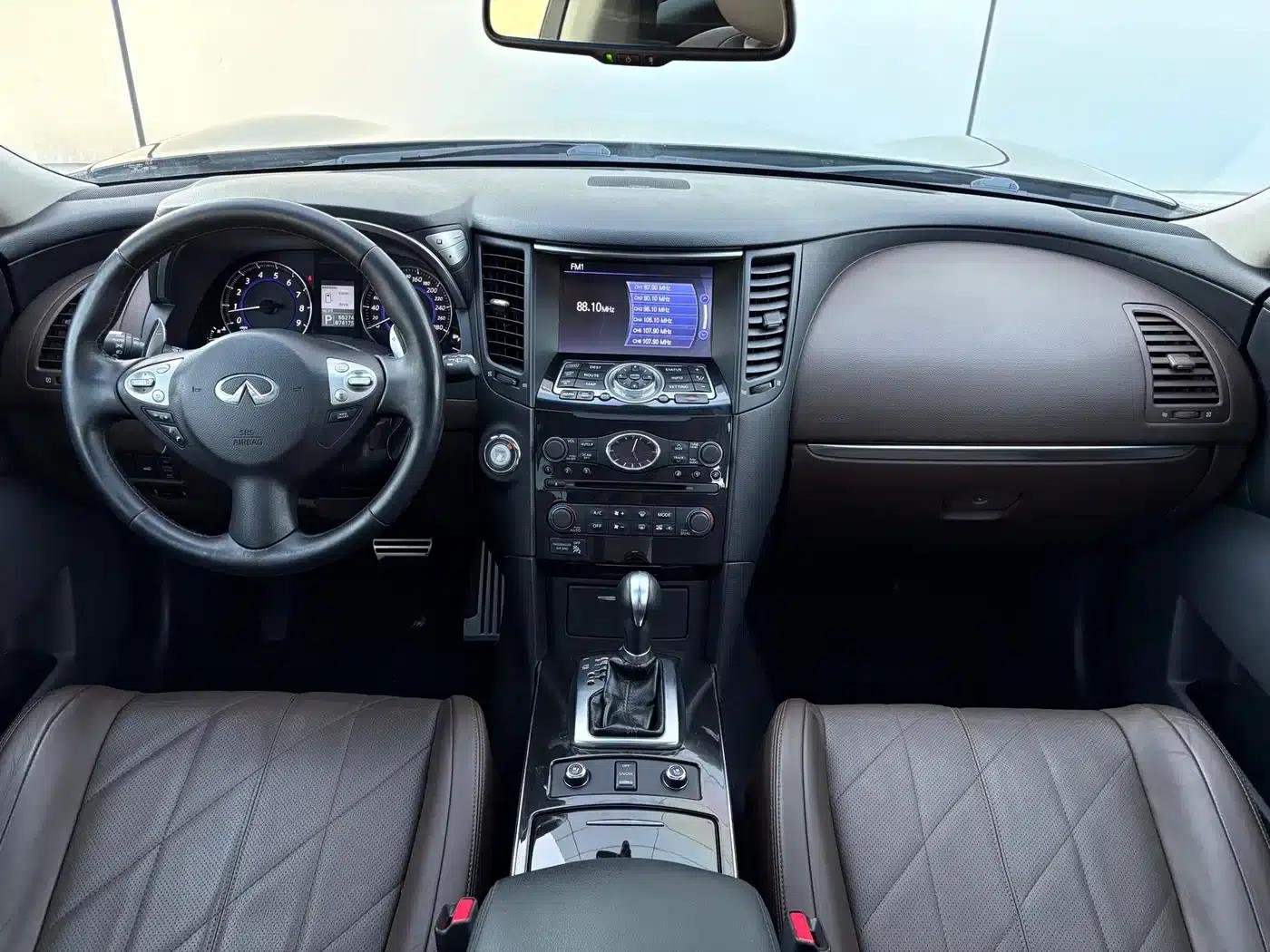Infiniti QX70 2013 3.7L Super Edition — миниатюра 10