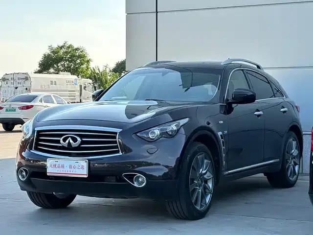 Infiniti QX70 2013 3.7L Super Edition