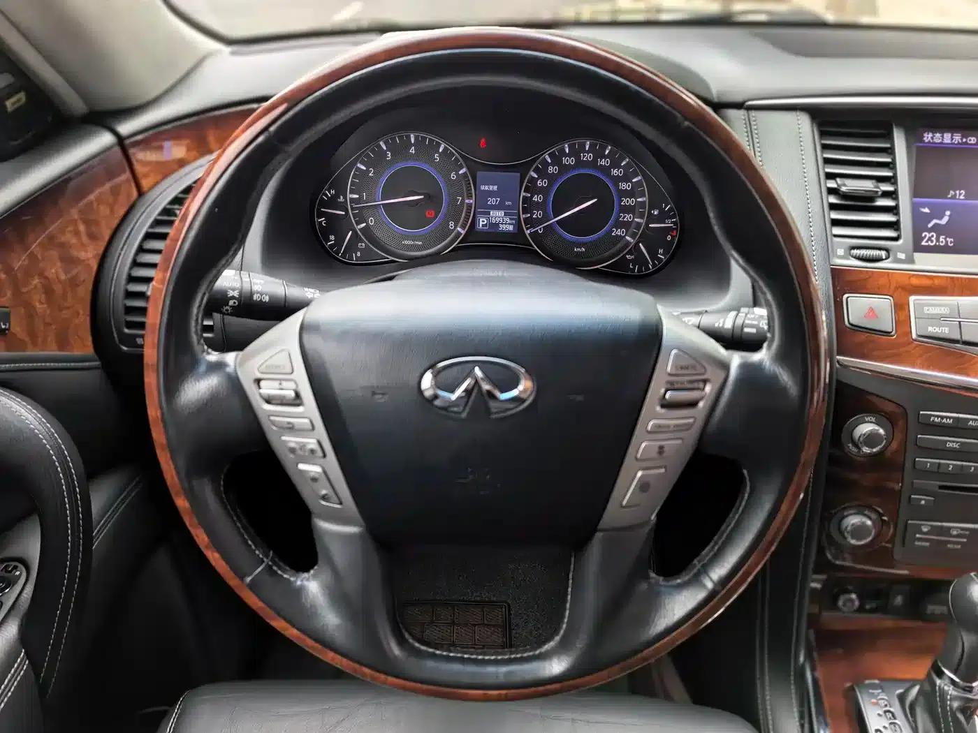 Infiniti QX80 2016 5.6L 4WD — миниатюра 14
