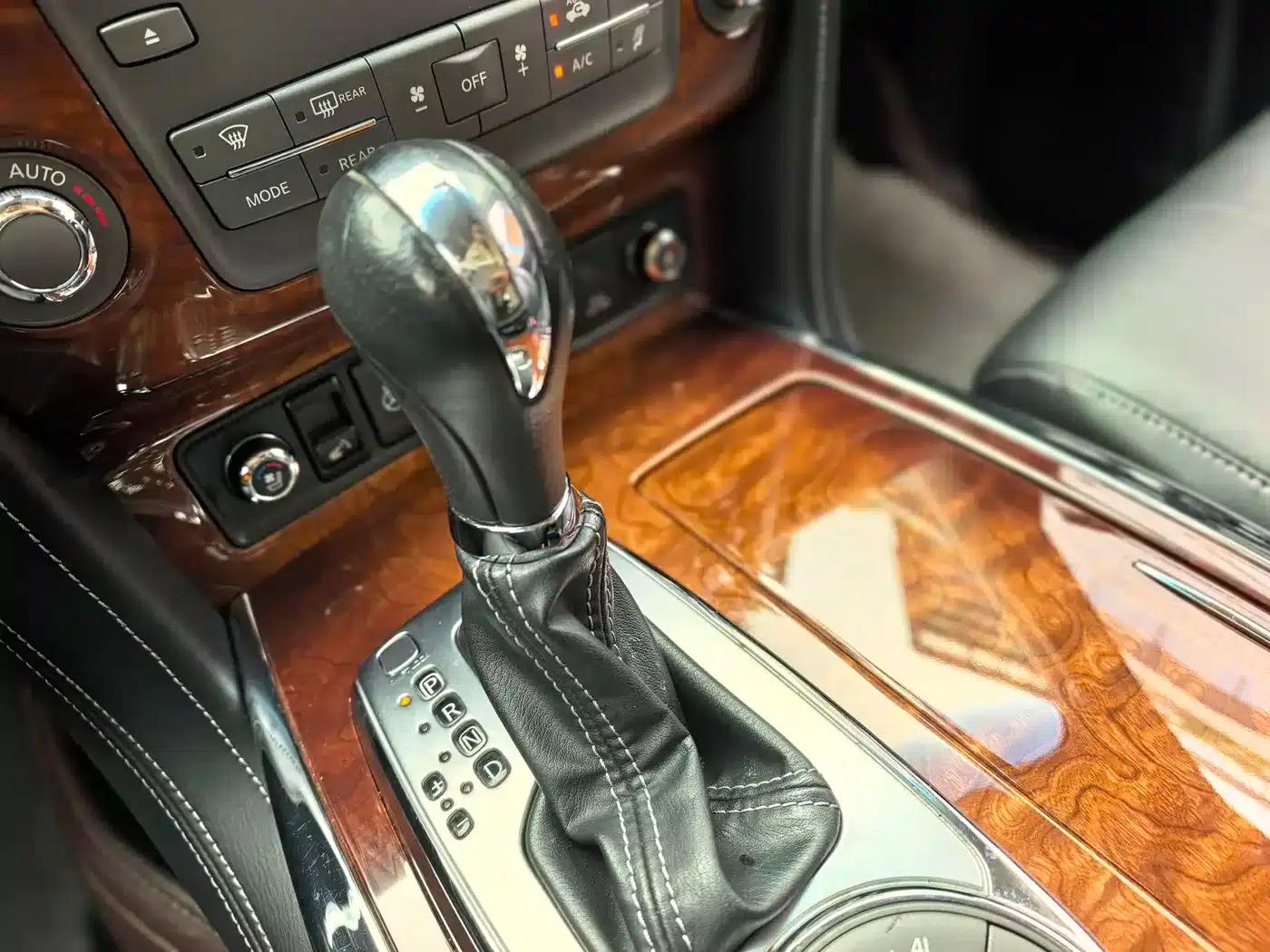 Infiniti QX80 2016 5.6L 4WD — миниатюра 16