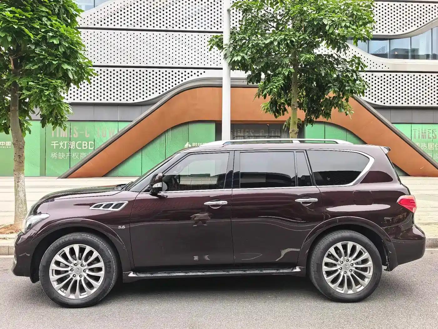 Infiniti QX80 2016 5.6L 4WD — миниатюра 7
