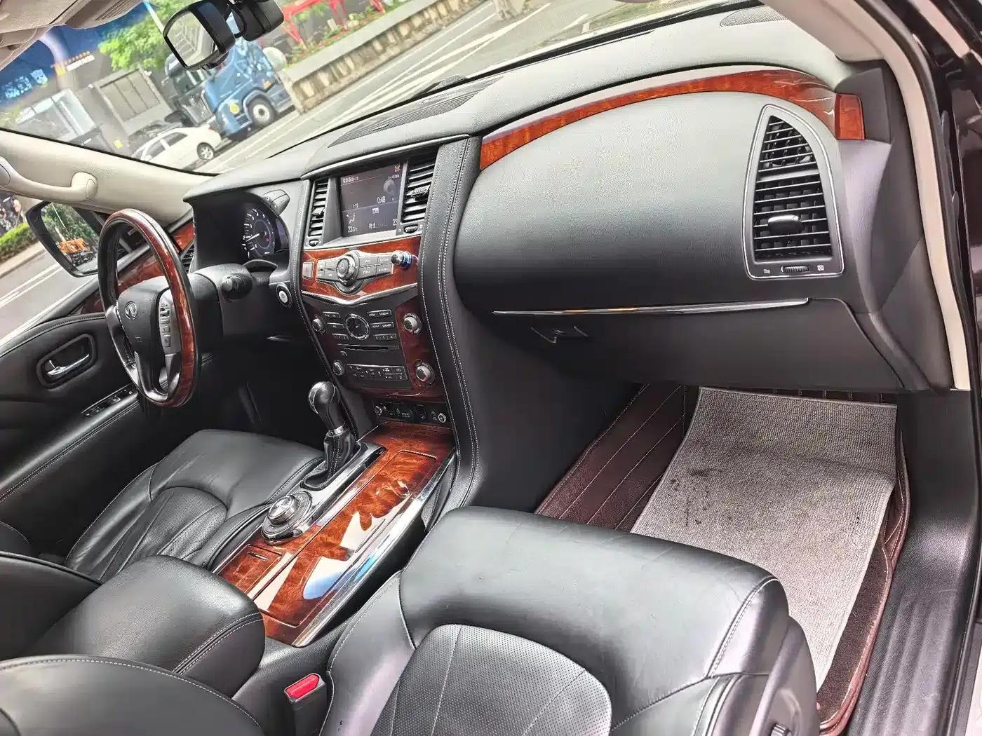 Infiniti QX80 2016 5.6L 4WD — миниатюра 10