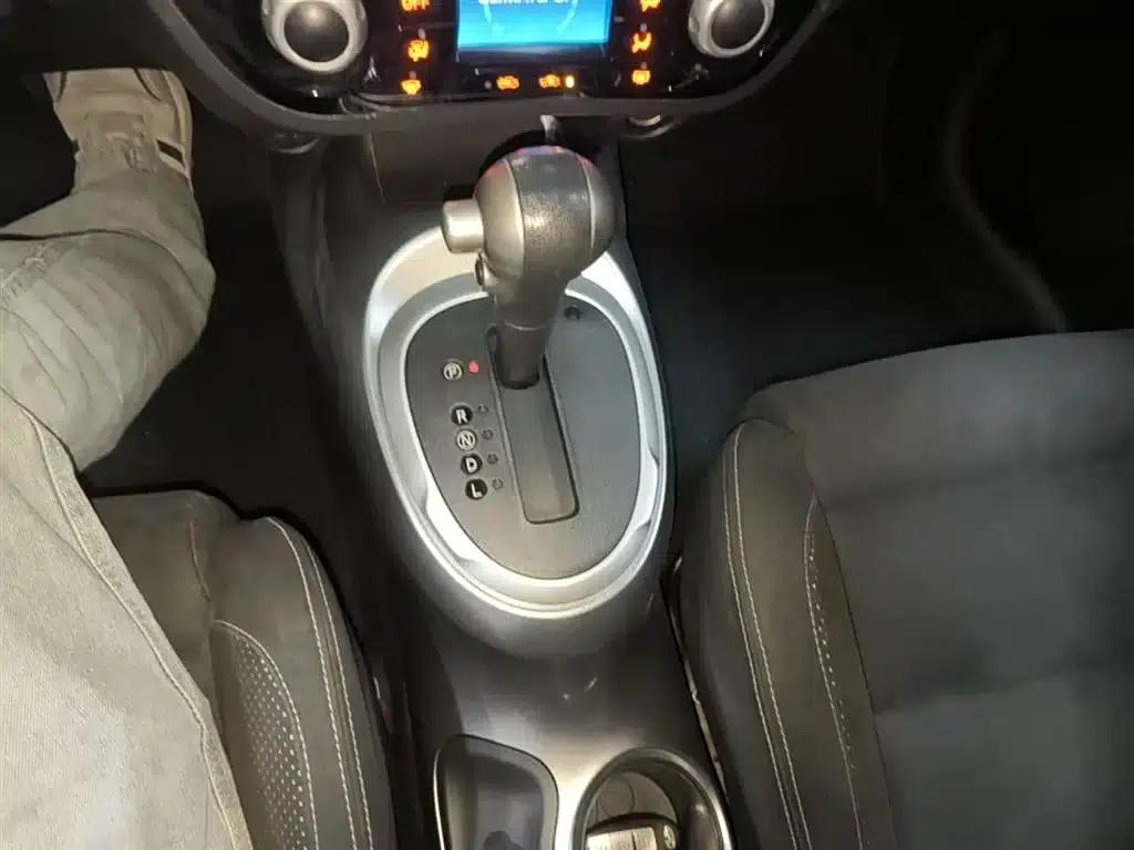 Infiniti ESQ 2014 1.6L Sporty Edition — миниатюра 13