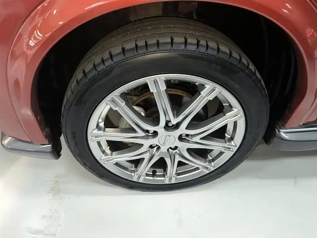 Infiniti ESQ 2014 1.6L Sporty Edition — миниатюра 22