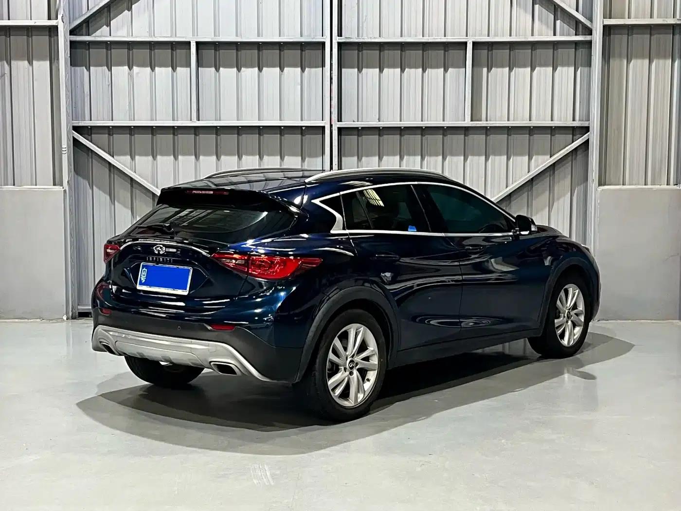 Infiniti QX30 2017 1.6T 2WD Fashion Edition — миниатюра 7