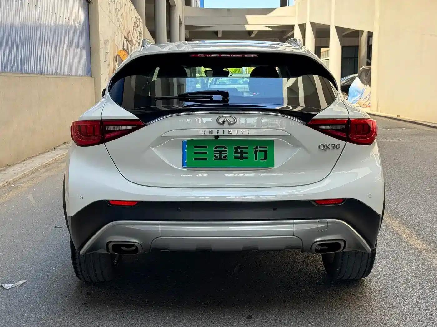 Infiniti QX30 2017 1.6T 2WD Fashion Edition — миниатюра 7