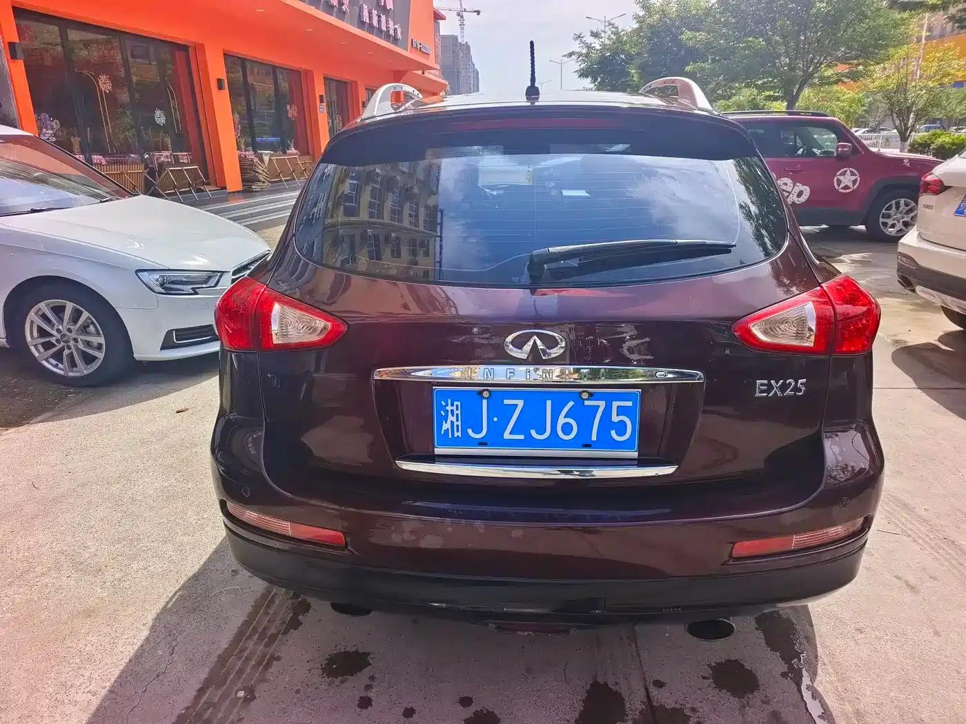 Infiniti EX 2011 EX25 Elegance Edition — миниатюра 5