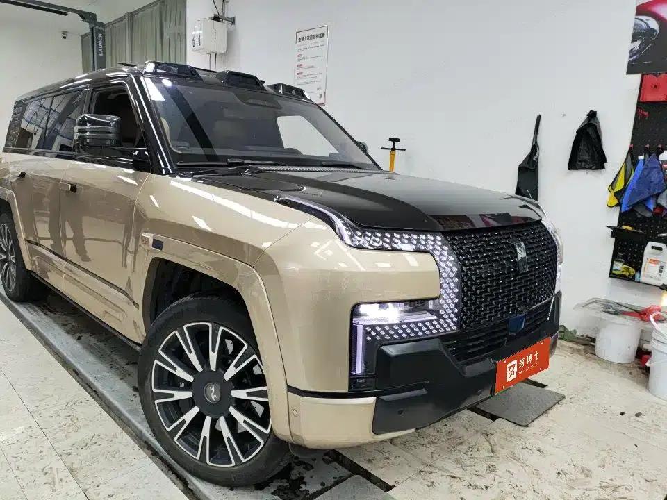 Looking up at the U8 L 2025 Dingshi Edition — миниатюра 5