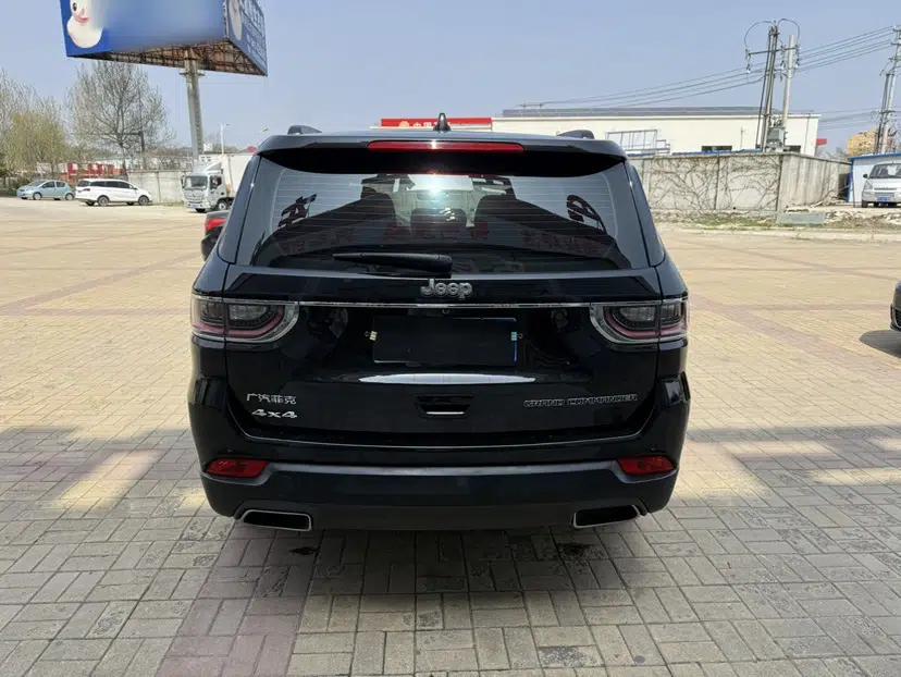 Jeep Grand Commander 2018 2.0T Four-Wheel Drive Enjoyment Edition China VI — миниатюра 5