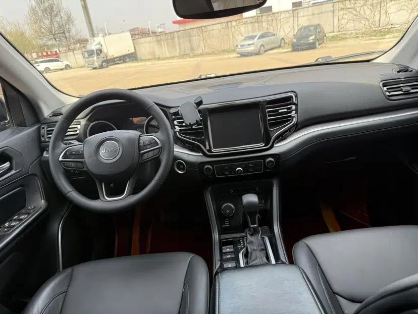 Jeep Grand Commander 2018 2.0T Four-Wheel Drive Enjoyment Edition China VI — миниатюра 7