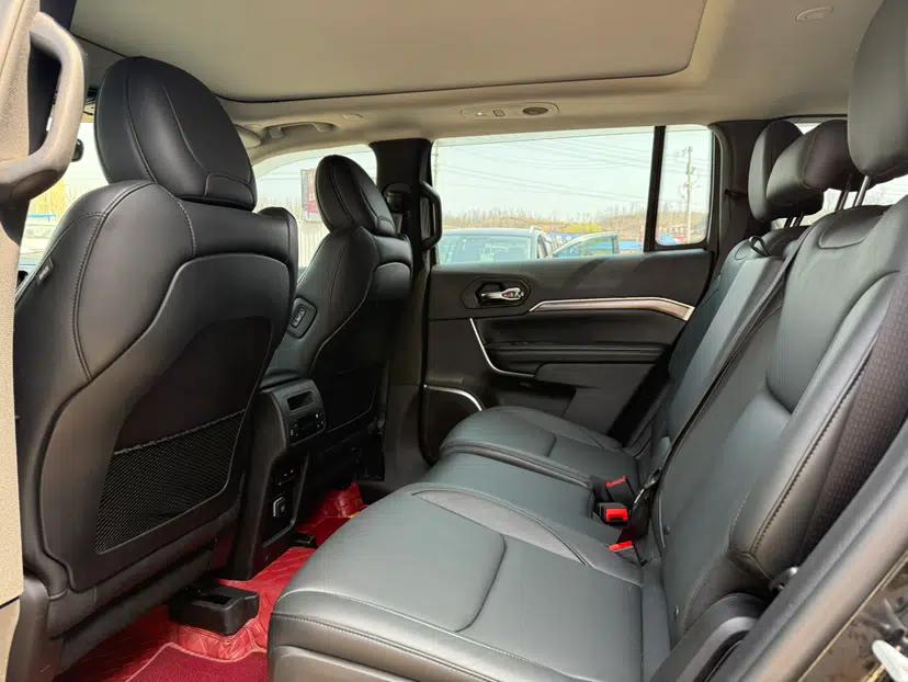 Jeep Grand Commander 2018 2.0T Four-Wheel Drive Enjoyment Edition China VI — миниатюра 9