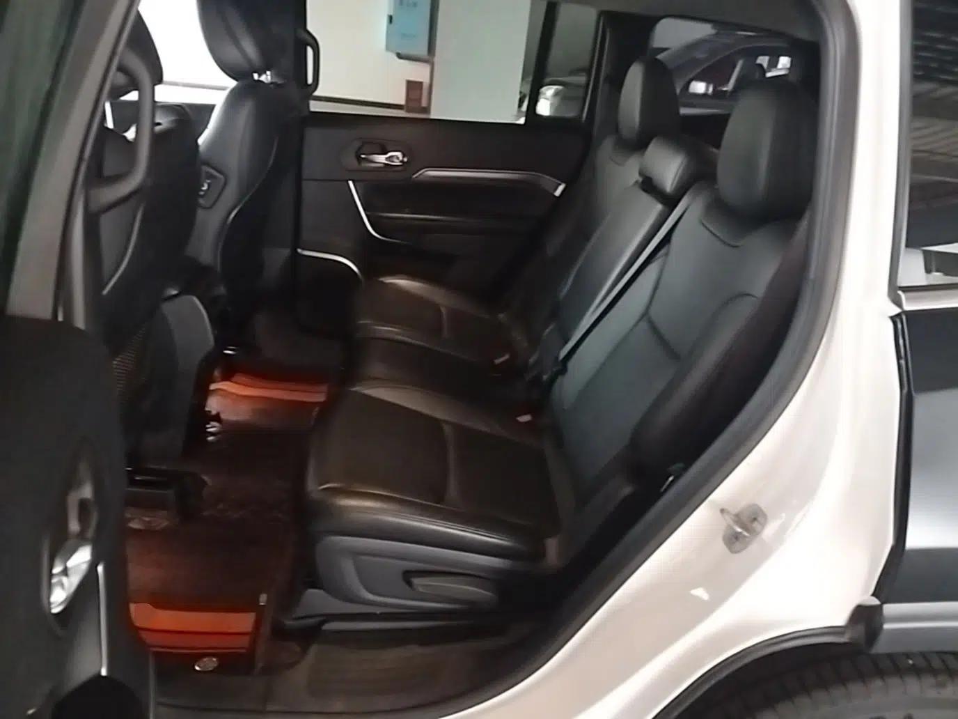 Jeep Grand Commander 2018 2.0T Two-Wheel Drive Enjoy Edition China V — миниатюра 20