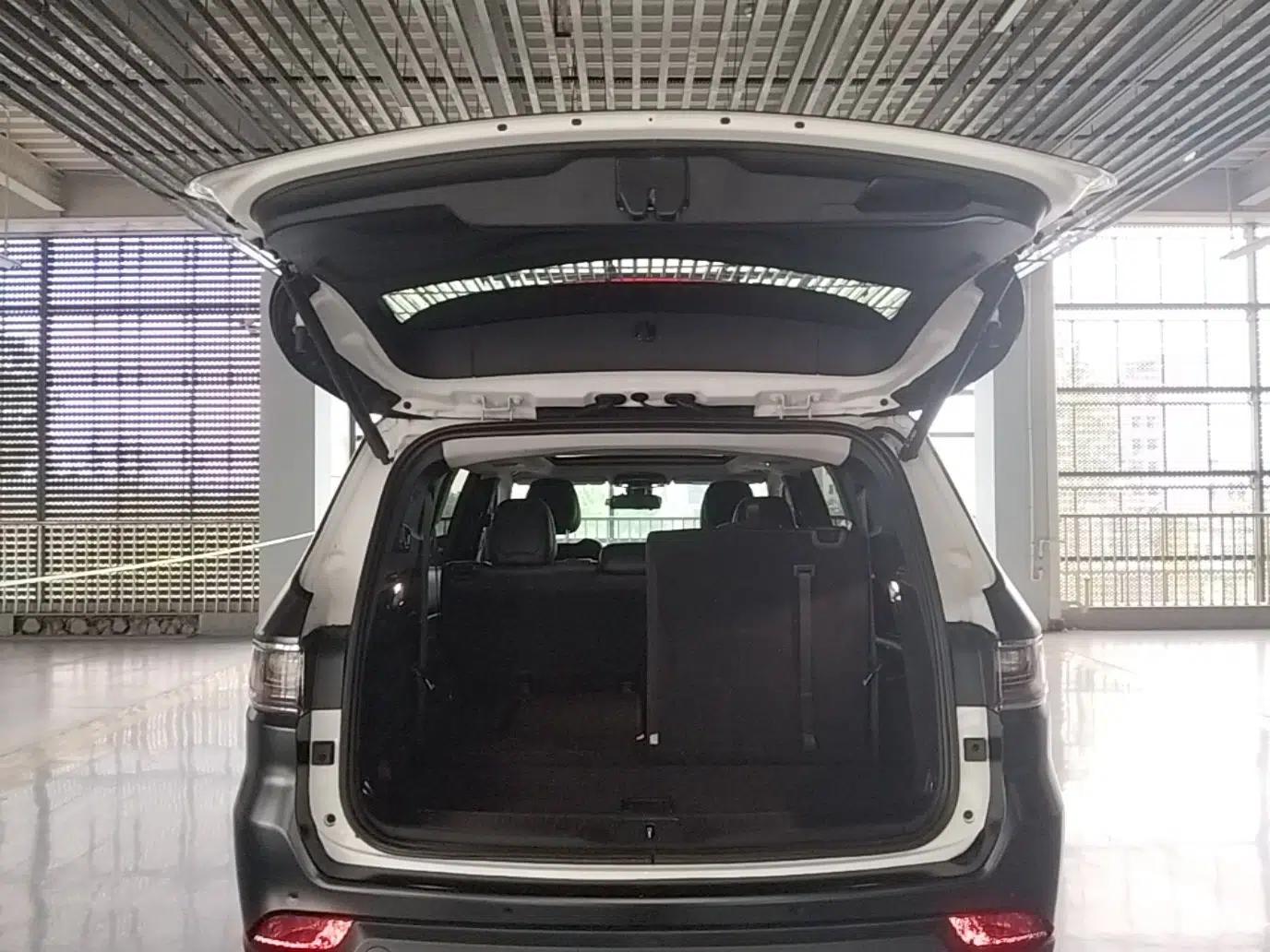 Jeep Grand Commander 2018 2.0T Two-Wheel Drive Enjoy Edition China V — миниатюра 22