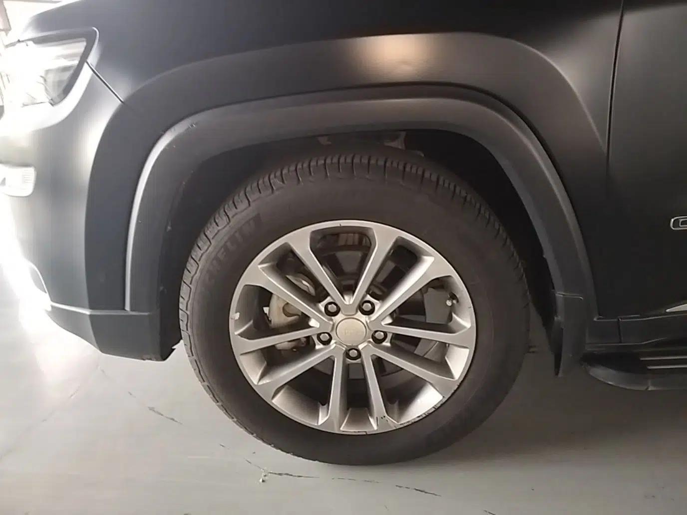Jeep Grand Commander 2018 2.0T Two-Wheel Drive Enjoy Edition China V — миниатюра 8