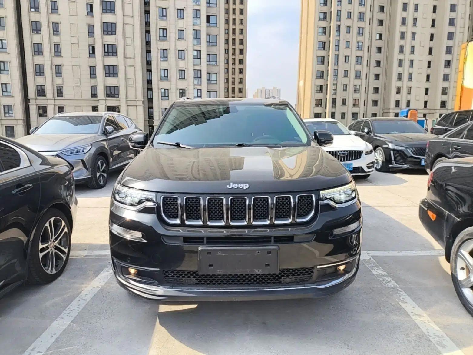 Jeep Grand Commander 2018 2.0T Four-Wheel Drive Enjoyment Edition China VI — миниатюра 2