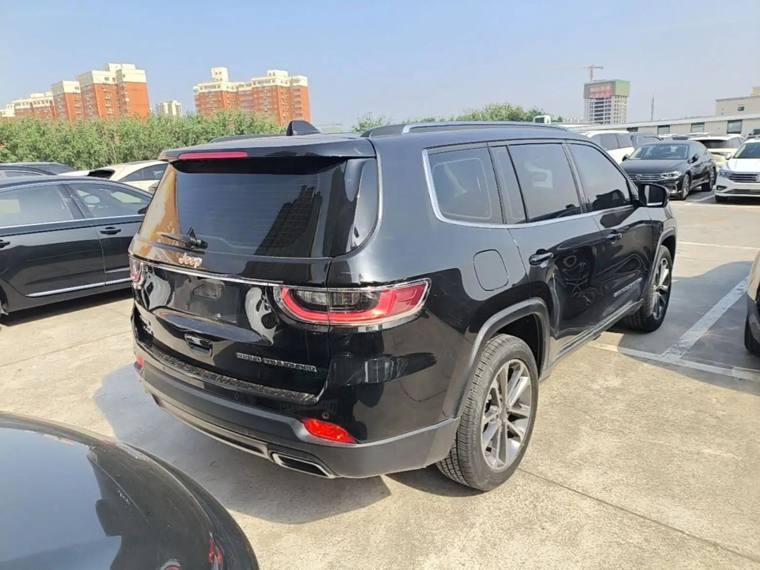 Jeep Grand Commander 2018 2.0T Four-Wheel Drive Enjoyment Edition China VI — миниатюра 4