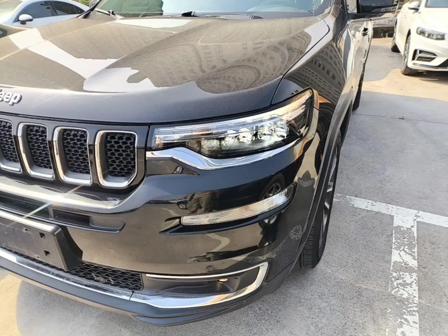 Jeep Grand Commander 2018 2.0T Four-Wheel Drive Enjoyment Edition China VI — миниатюра 5