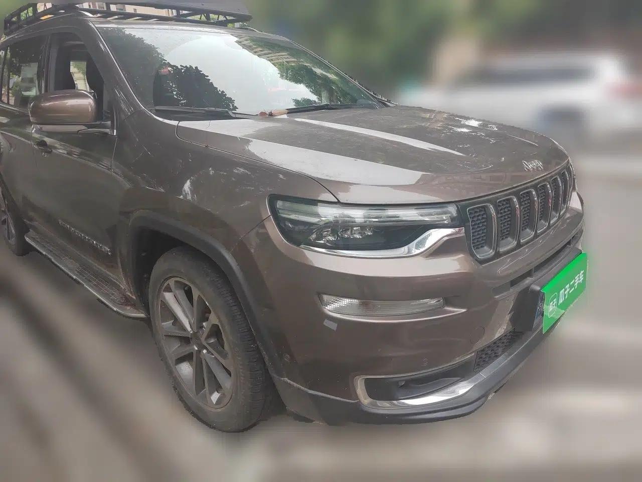 Jeep Grand Commander 2018 2.0T Four-Wheel Drive Enjoyment Edition China VI — миниатюра 3