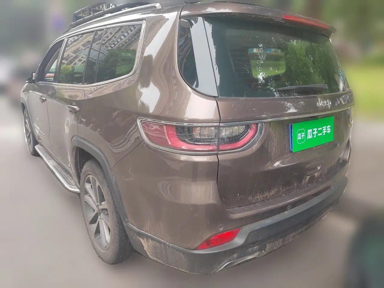 Jeep Grand Commander 2018 2.0T Four-Wheel Drive Enjoyment Edition China VI — миниатюра 4