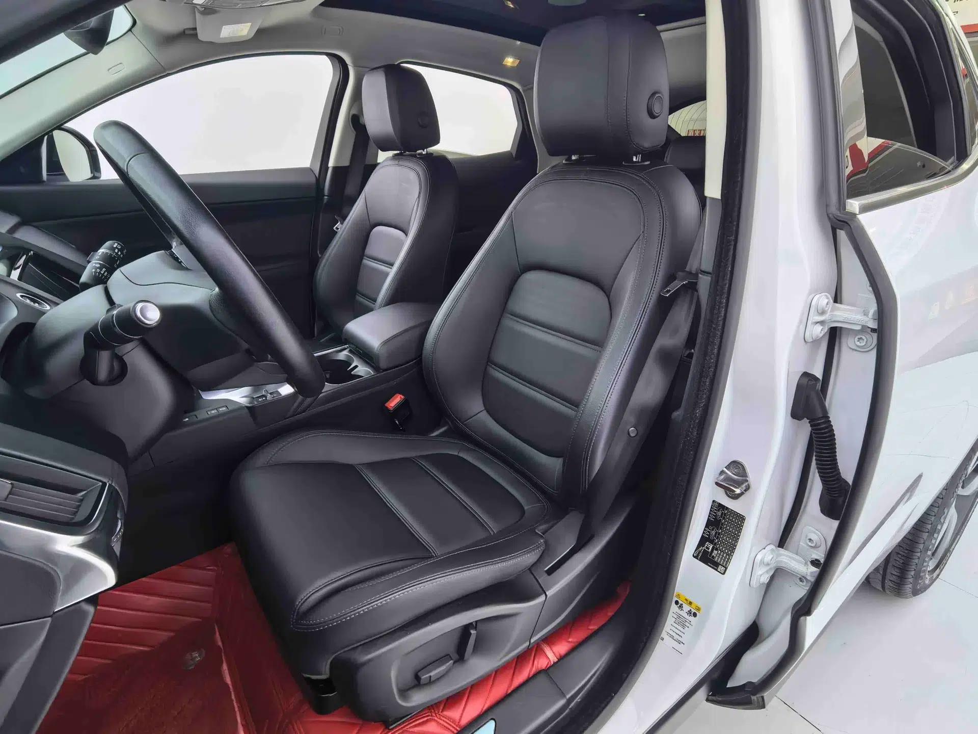 Jaguar E-PACE 2018 P200 S China VI — миниатюра 15