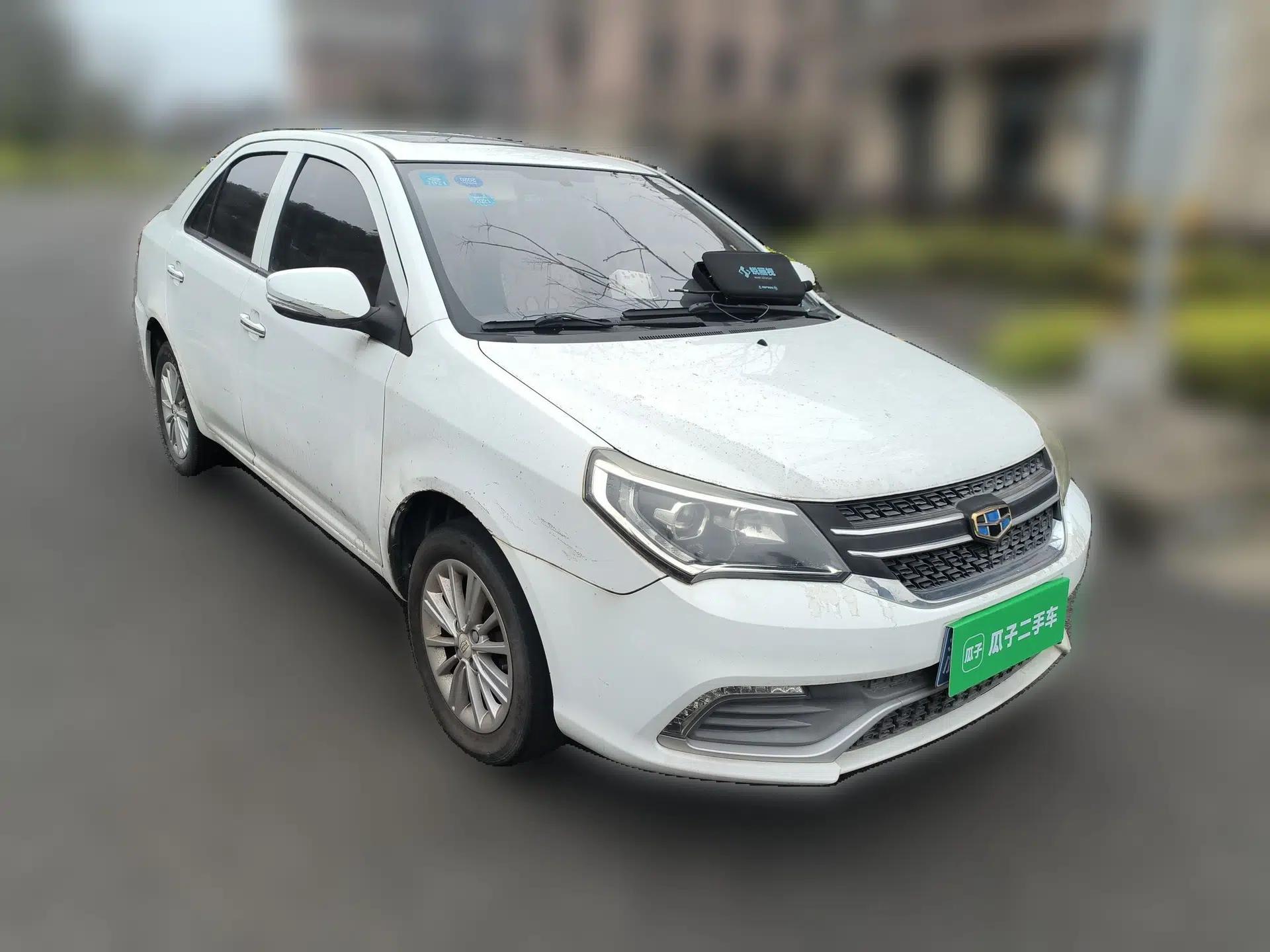 Geely Auto Diamond 2019 1.5L Manual Connect Sunroof Edition — миниатюра 3