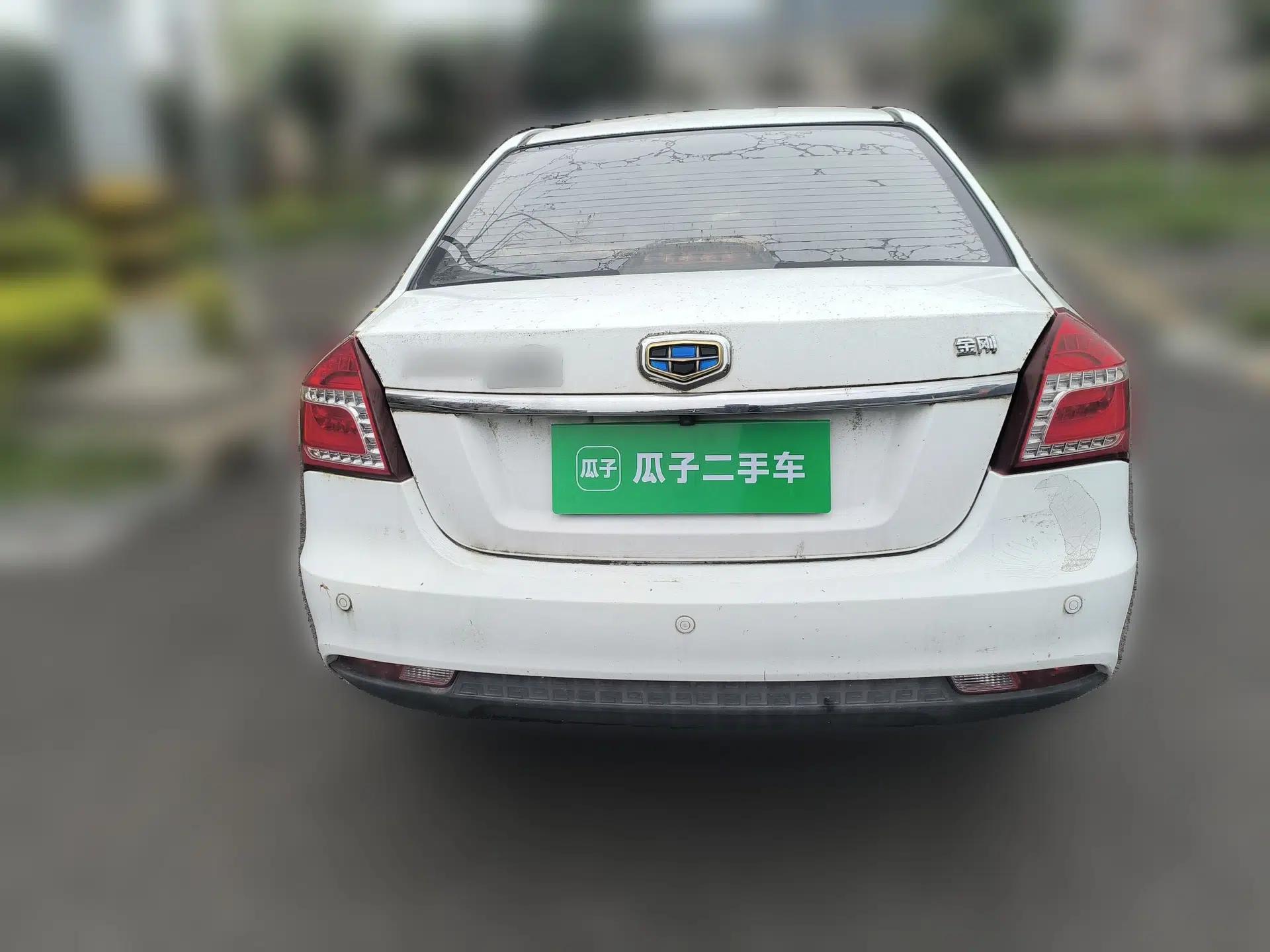 Geely Auto Diamond 2019 1.5L Manual Connect Sunroof Edition — миниатюра 5