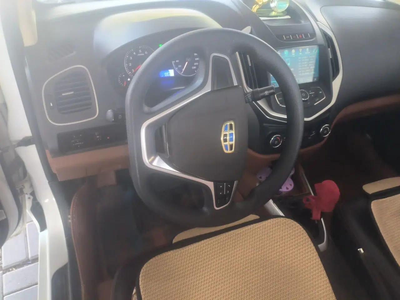 Geely Auto Diamond 2016 1.5L Manual Elite Edition — миниатюра 11