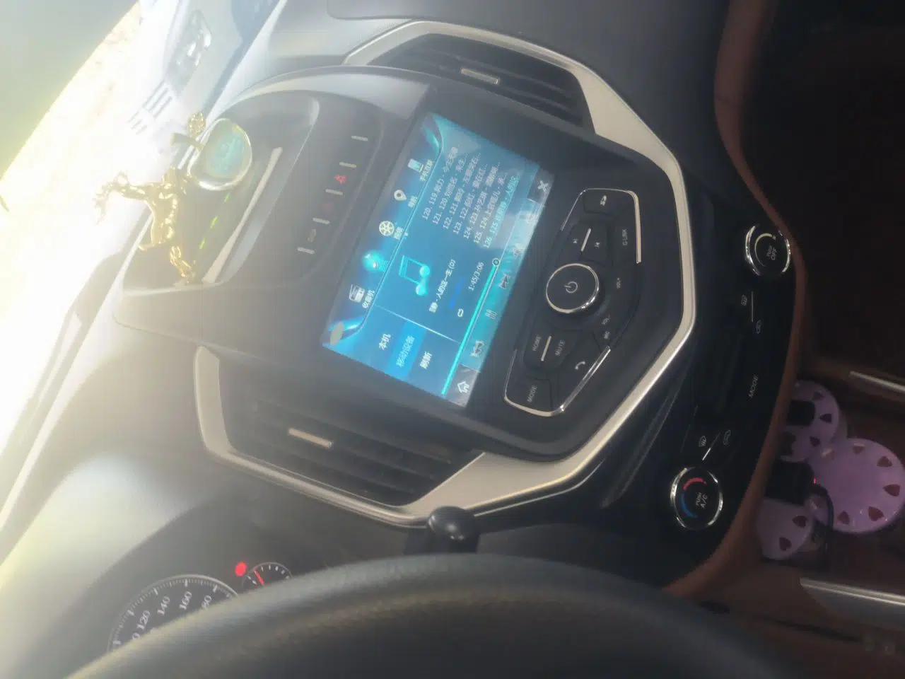 Geely Auto Diamond 2016 1.5L Manual Elite Edition — миниатюра 14