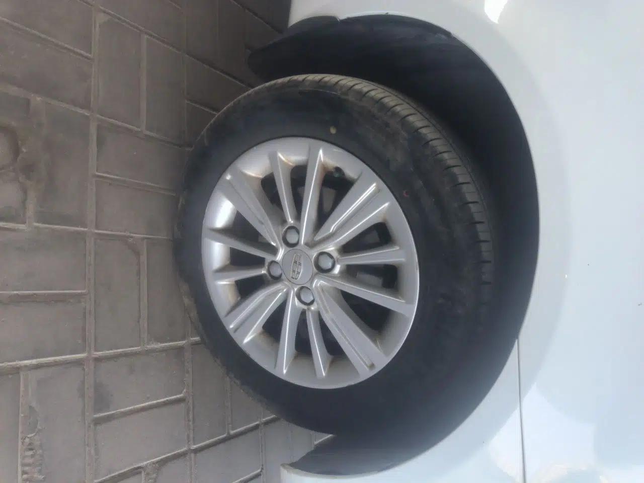Geely Auto Diamond 2016 1.5L Manual Elite Edition — миниатюра 8