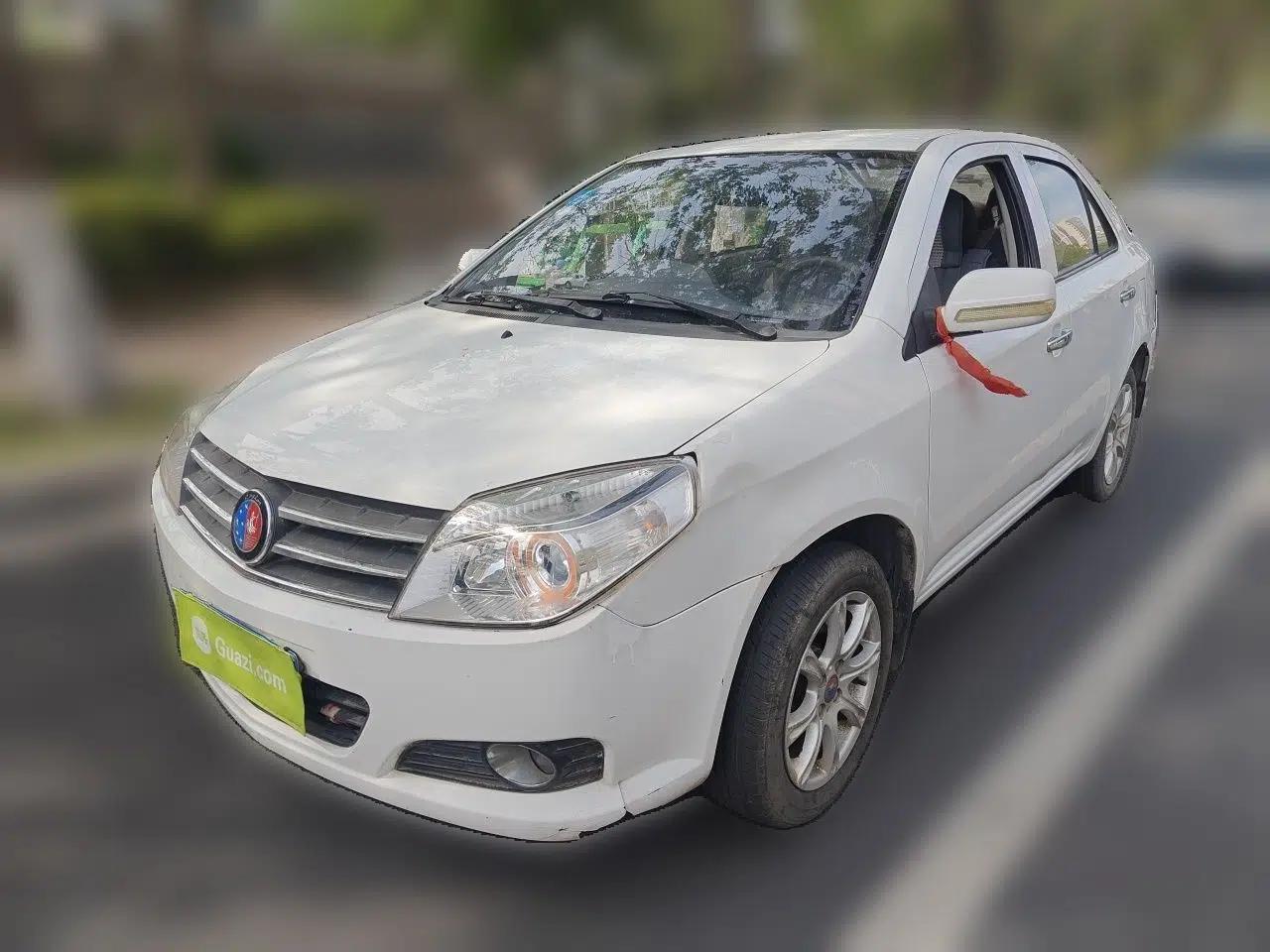 Geely Auto Diamond 2013 1.5L Manual Entry-Level Model — миниатюра 1